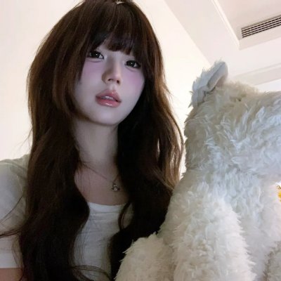 戴珍珠耳环的少女